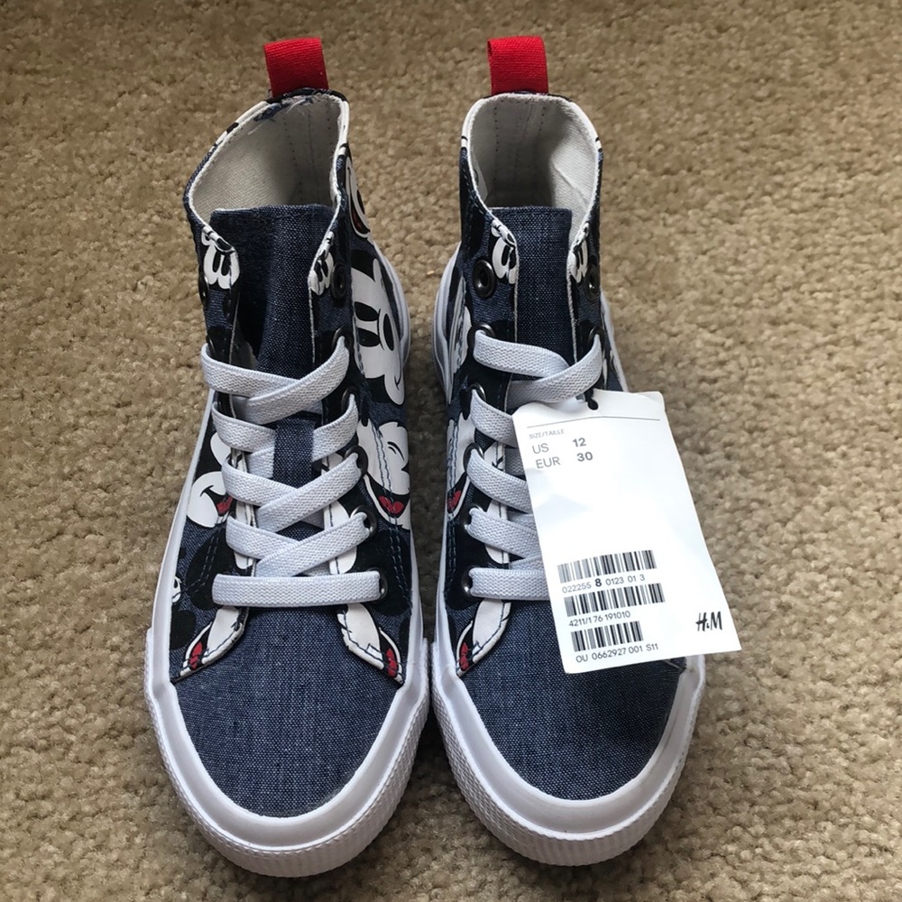 NWT Mickey Mouse sneakers - Picture 2 of 5
